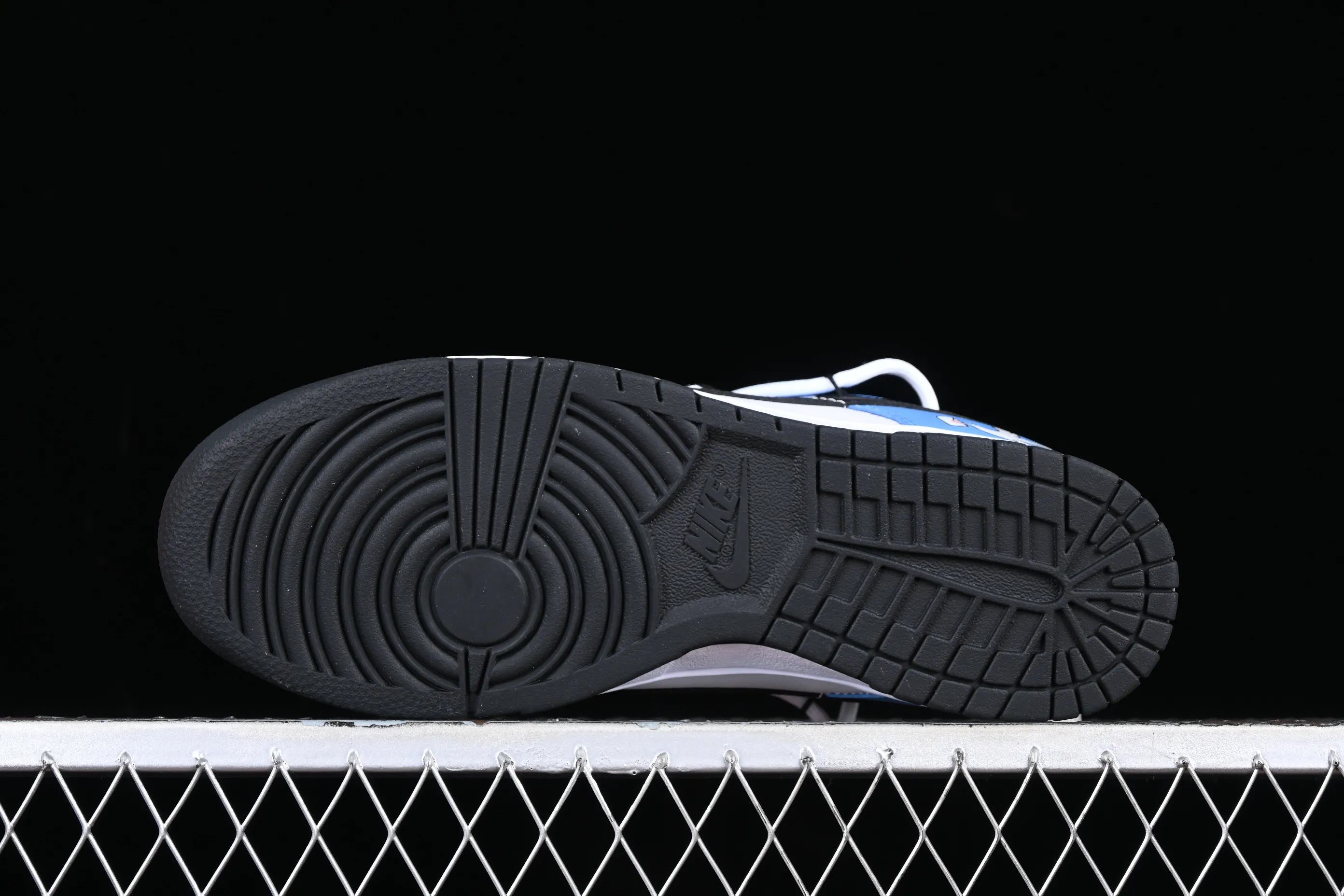 All Categories Nk SB Dunk Series Nk SB Dunk Low Low-top Sneakers Nk Dunk Low Peace Dove Customized version of deconstructed strap casual sneakers DD1391-100